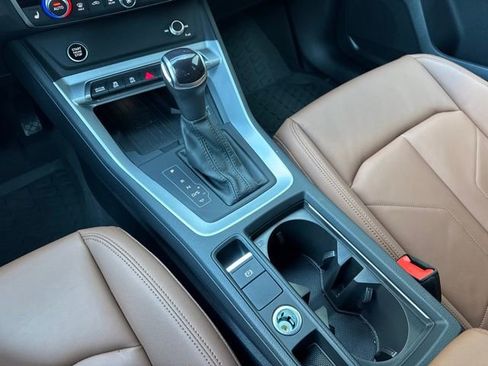 Certified 2025 Audi Q3 2.0T Premium w/ Convenience Package image 15