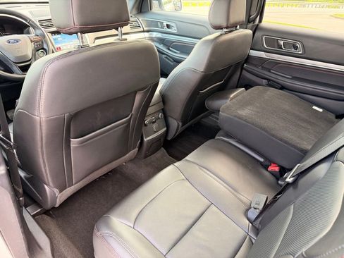 Used 2017 Ford Explorer Sport AWD/4WD image 31