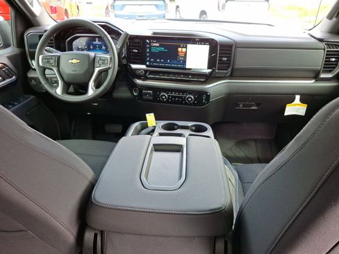 New 2025 Chevrolet Silverado 1500 LT w/ Convenience Package II image 15