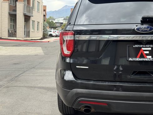Used 2016 Ford Explorer 4WD image 5