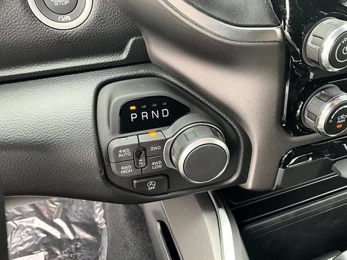 New 2026 RAM 1500 Big Horn w/ Night Edition AWD/4WD image 18