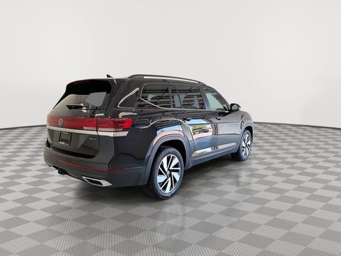 Used 2024 Volkswagen Atlas SE AWD/4WD image 10