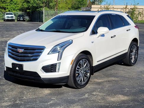 Used 2017 Cadillac XT5 Premium Luxury w/ LPO, Wheel Lock Package FWD image 5