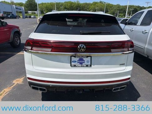 Used 2024 Volkswagen Atlas Cross Sport SEL Premium R-Line AWD/4WD image 5