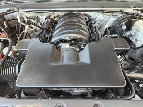 Used 2015 Chevrolet Tahoe LT w/ Luxury Package image 30