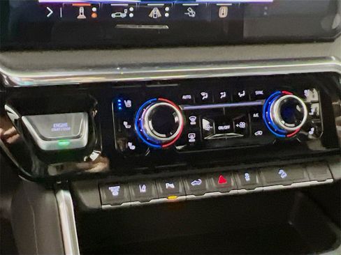 New 2026 GMC Sierra 3500 Denali w/ Denali Reserve Package image 14