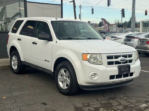 Used 2011 Ford Escape 2WD Hybrid image 3