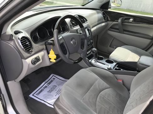 Used 2014 Buick Enclave Convenience AWD/4WD image 10