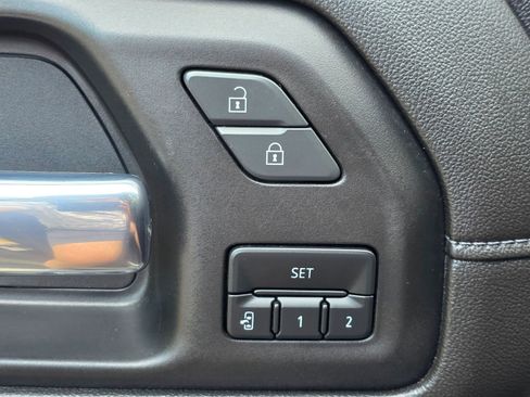 Used 2022 Chevrolet Silverado 2500 LTZ w/ LTZ Plus Package AWD/4WD image 26