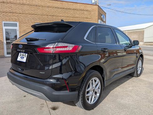 Used 2024 Ford Edge SEL image 7