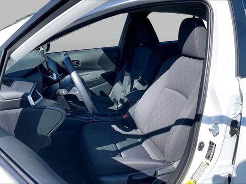 Certified 2025 Toyota Corolla LE FWD image 7