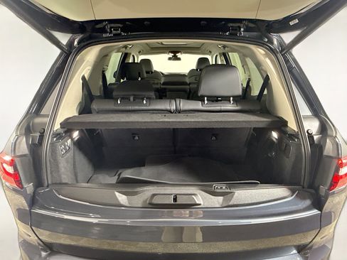 Used 2022 BMW X7 xDrive40i w/ Parking Assistance Package image 35