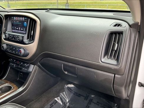 Used 2018 GMC Canyon Denali image 15