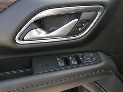 Used 2023 Chevrolet Tahoe LS image 11