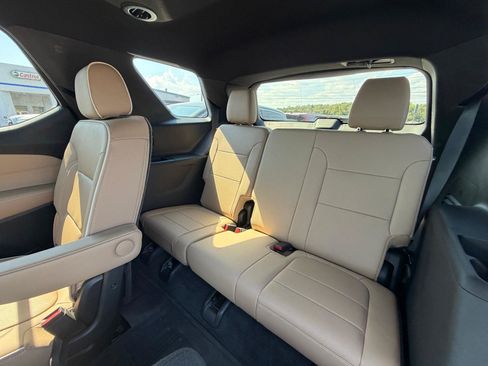 Used 2023 Chevrolet Traverse Premier w/ LPO, Floor Liner Package AWD/4WD image 13