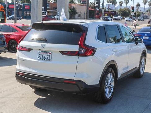 Used 2025 Honda CR-V EX image 5
