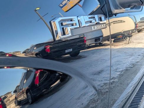 Used 2018 Ford F150 Lariat w/ Equipment Group 502A Luxury image 8