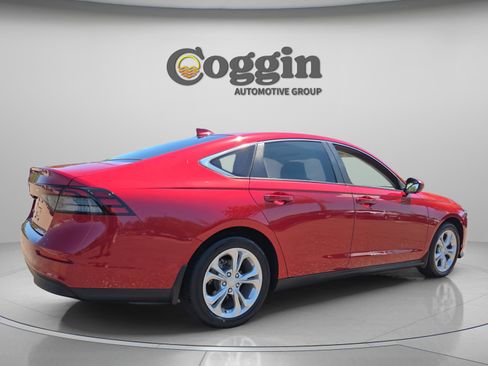 Used 2023 Honda Accord LX image 5