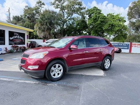 Used 2012 Chevrolet Traverse LT image 8