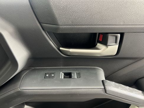 Used 2024 Toyota Tacoma TRD Sport image 29