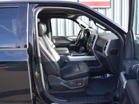 Used 2018 Ford F150 Lariat w/ Equipment Group 502A Luxury AWD/4WD image 25