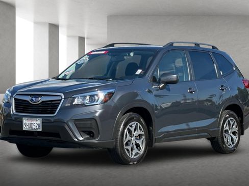 Used 2020 Subaru Forester Premium AWD/4WD image 8