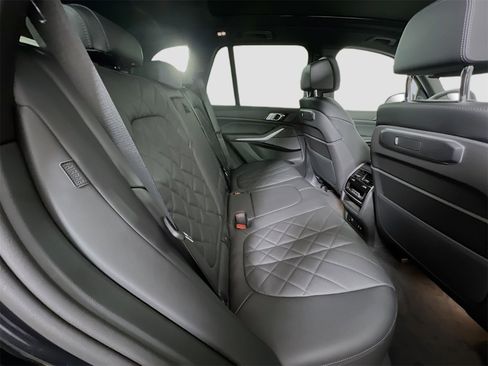 New 2026 BMW X5 xDrive50e w/ Climate Comfort Package image 29