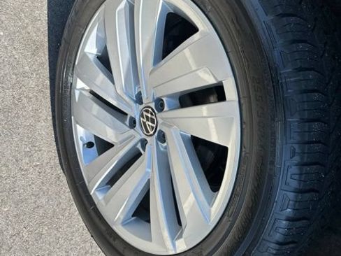 Used 2021 Volkswagen Atlas SEL AWD/4WD image 9