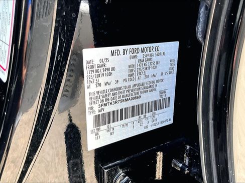 Used 2025 Ford Mustang Mach-E Premium RWD image 33