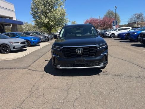 Used 2025 Honda Pilot Touring image 28