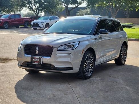 Used 2022 Lincoln Corsair Reserve w/ Equipment Group 201A image 11