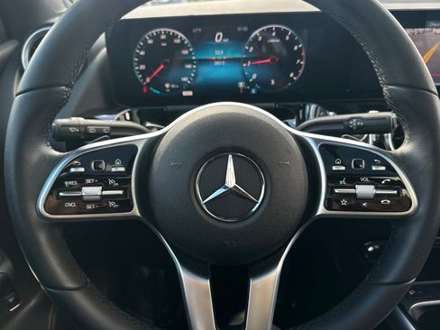 Certified 2022 Mercedes-Benz GLA 250 image 23