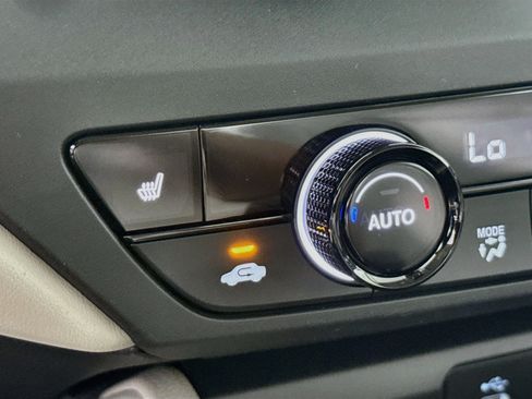 Used 2025 Honda Accord SE image 22