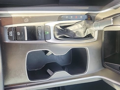 Used 2022 Honda Accord LX image 11