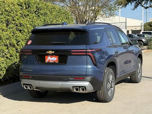 New 2026 Chevrolet Traverse LT image 4
