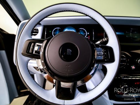 New 2026 Rolls-Royce Phantom Sedan image 15