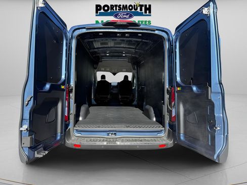 New 2026 Ford Transit 250 148 Medium Roof w/ Load Area Protection Package RWD image 12