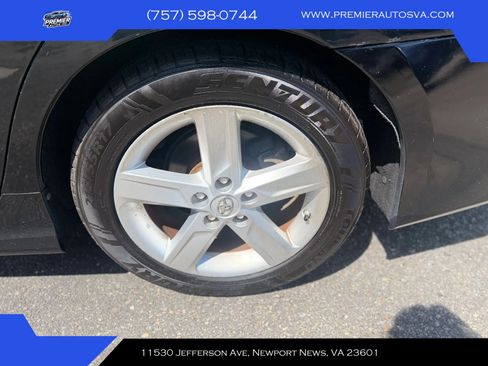 Used 2014 Toyota Camry SE w/ Fleet Convenience Package FWD image 4