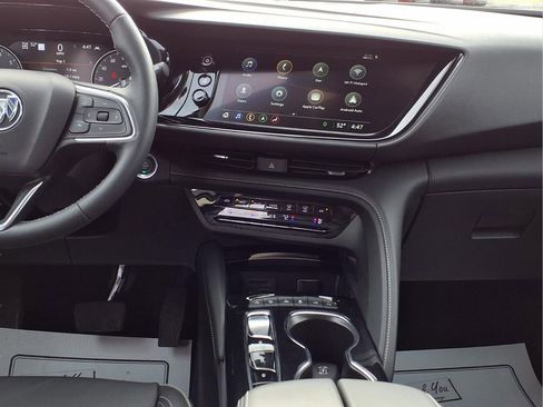 Certified 2023 Buick Envision Avenir AWD/4WD image 3