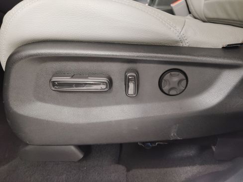 Used 2020 Honda CR-V EX image 14