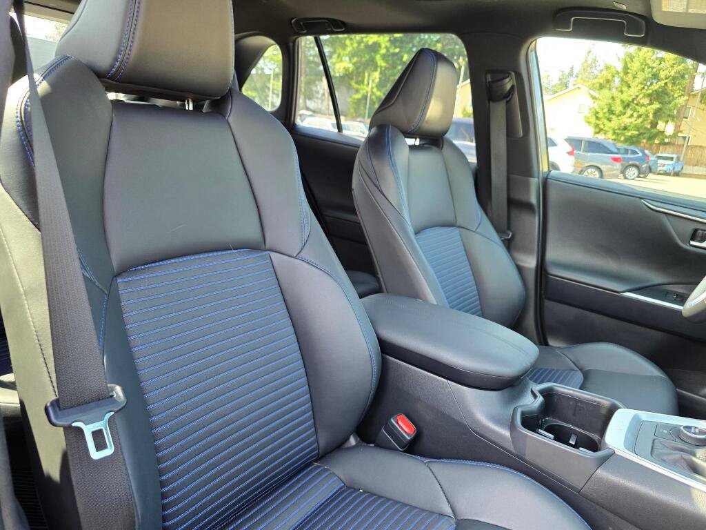 Used 2024 Toyota RAV4 XSE w/ Advanced Technology Package AWD/4WD image 8