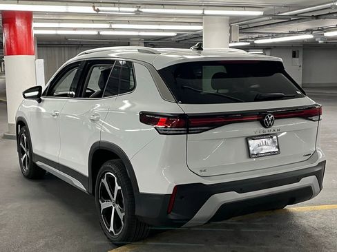 New 2026 Volkswagen Tiguan SE image 5