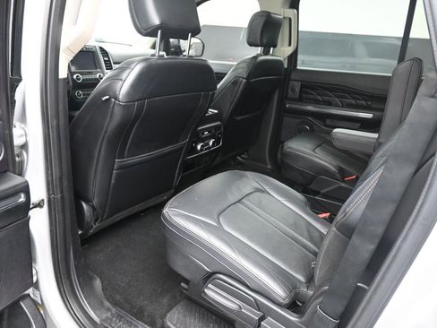 Used 2019 Ford Expedition Max Platinum image 25