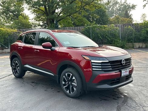 New 2025 Nissan Kicks SV w/ SV Premium Package image 3