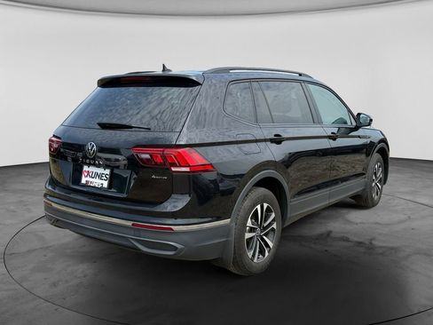 Used 2024 Volkswagen Tiguan S AWD/4WD image 10