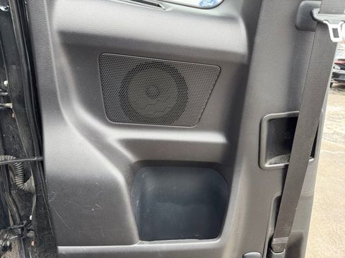 Used 2019 Toyota Tacoma TRD Sport w/ Technology Package image 21