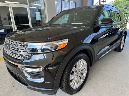 Used 2020 Ford Explorer Limited w/ Class III Trailer Tow Package RWD image 3