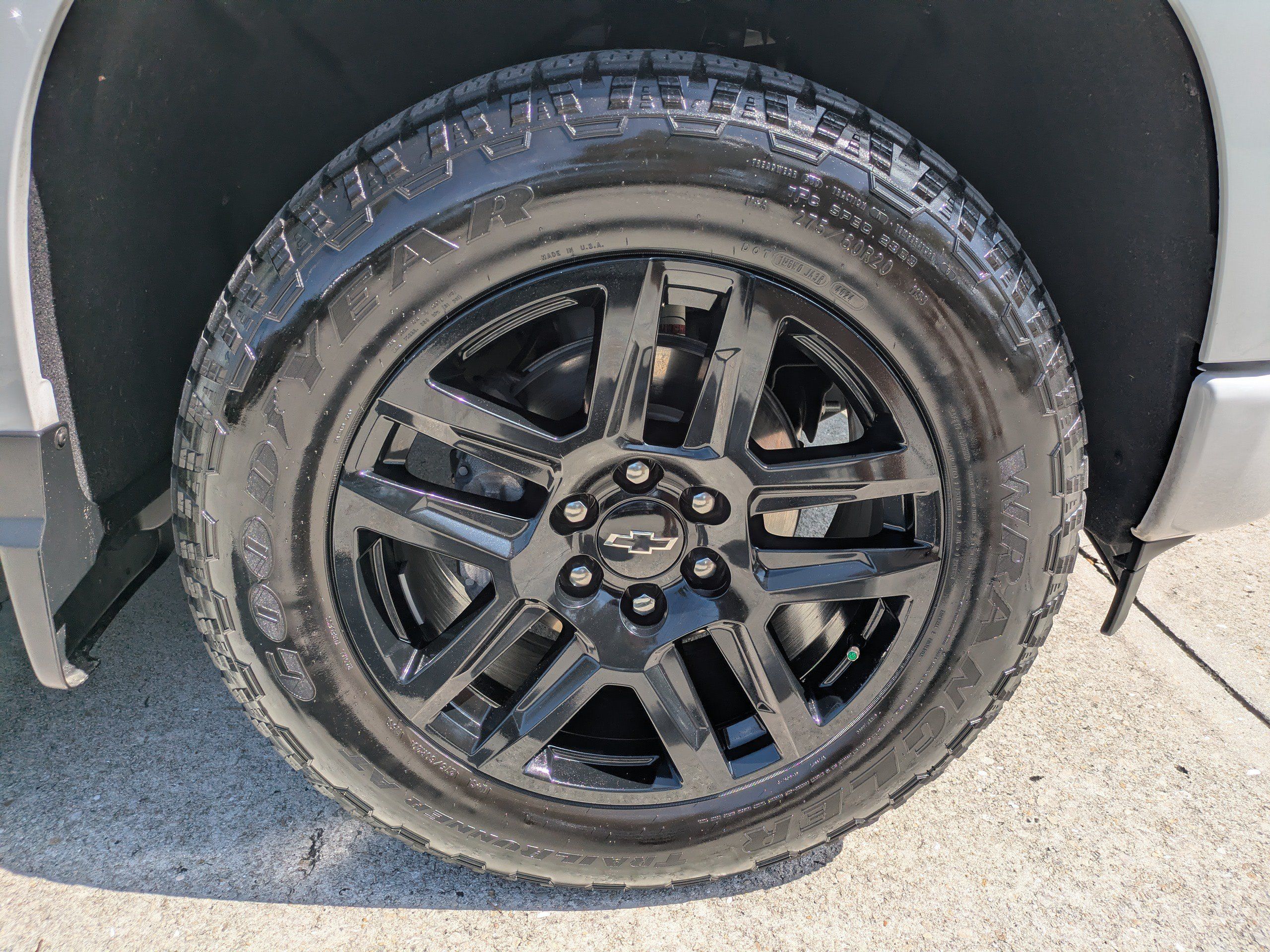 Used 2025 Chevrolet Silverado 1500 RST w/ Convenience Package II AWD/4WD image 11