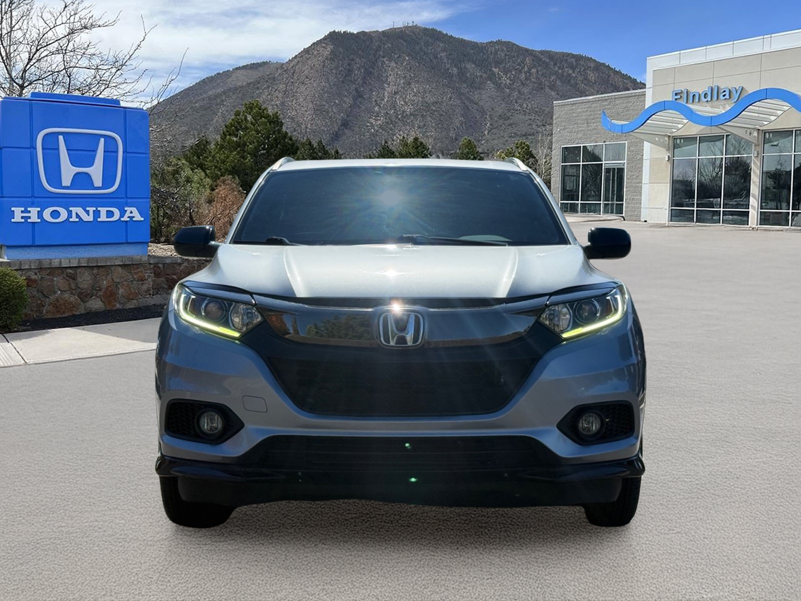 Used 2019 Honda HR-V Sport image 9