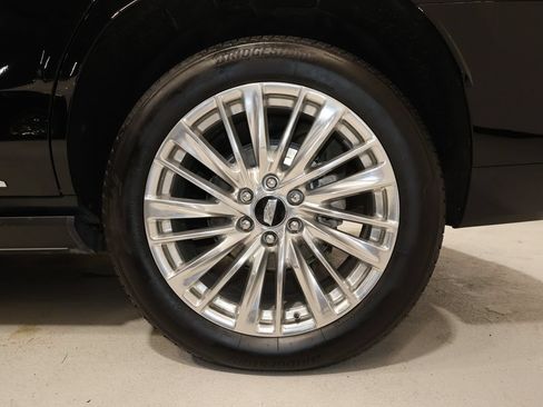 Certified 2025 Cadillac Escalade Premium Luxury w/ Touring Package AWD/4WD image 36